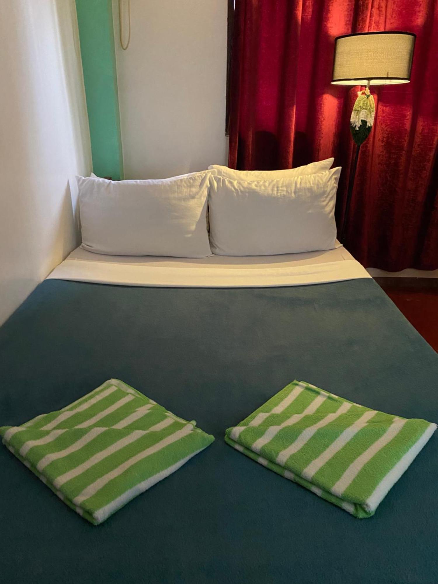 Abba Homestay Хенерал Луна Екстериор снимка